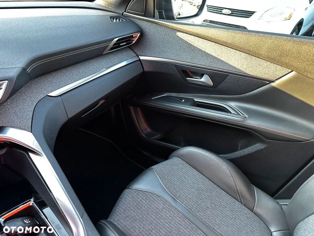 Peugeot 3008 - 19