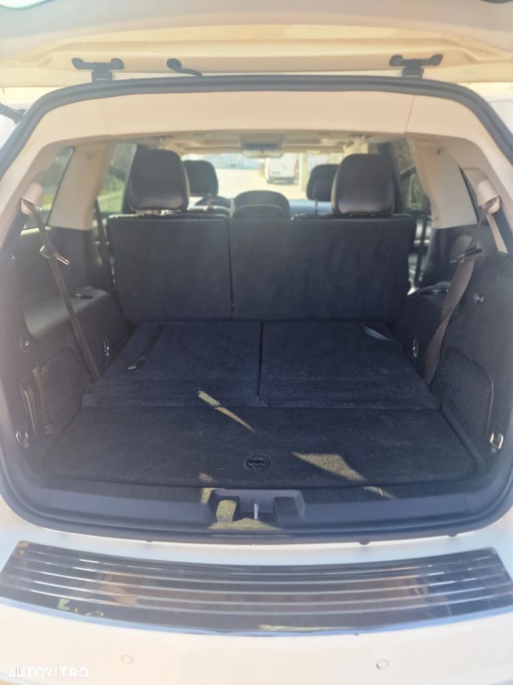 Fiat Freemont 2.0 Mjet AT AWD Lounge - 8