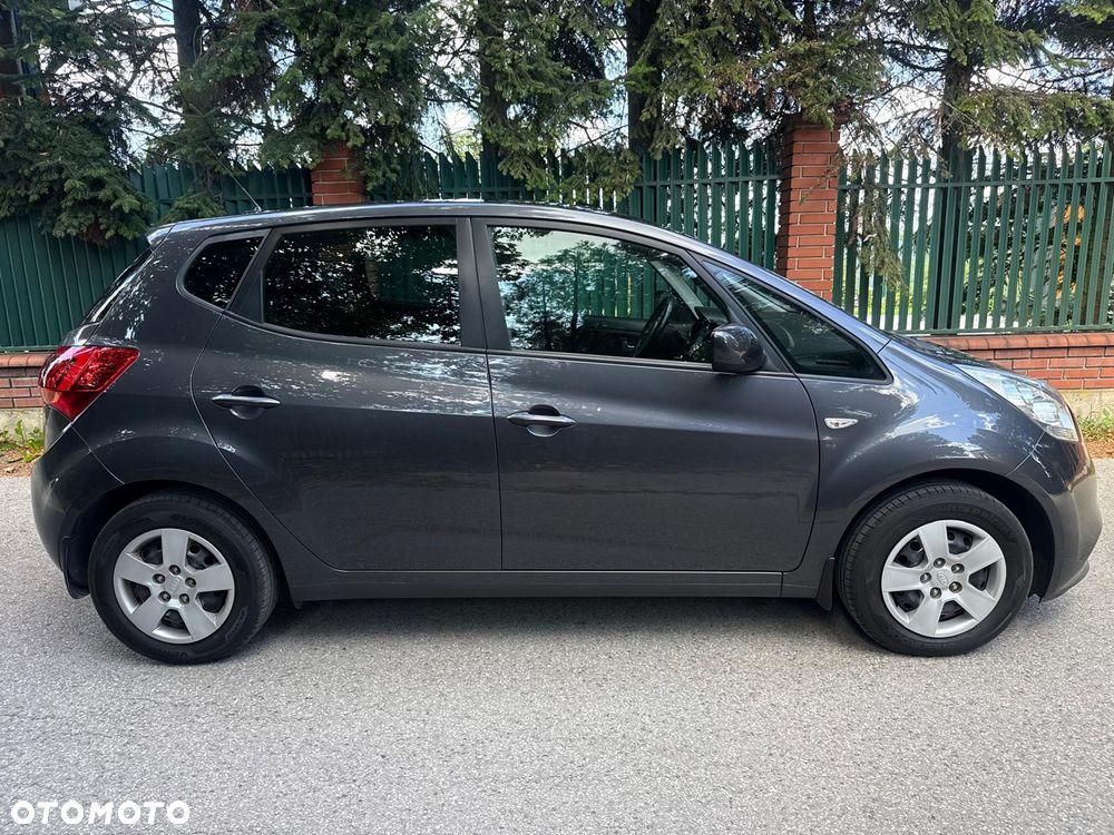 Kia Venga 1.4 CVVT Titanium Collection - 3