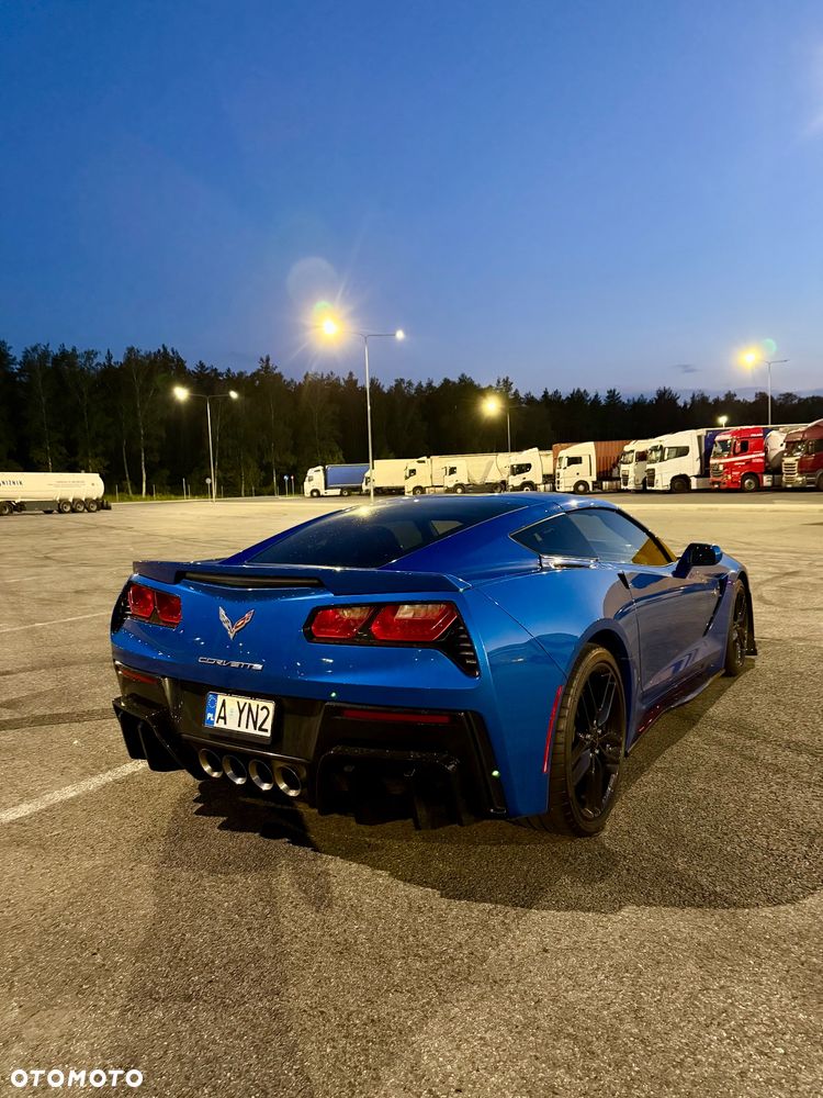 Chevrolet Corvette - 6