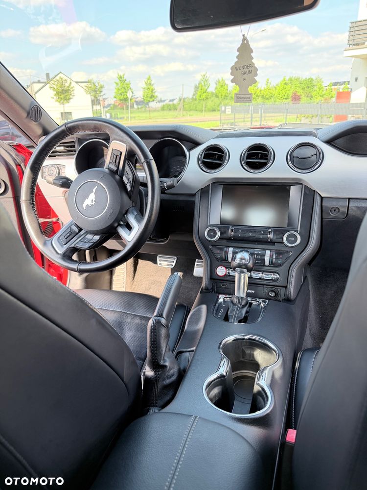Ford Mustang - 16