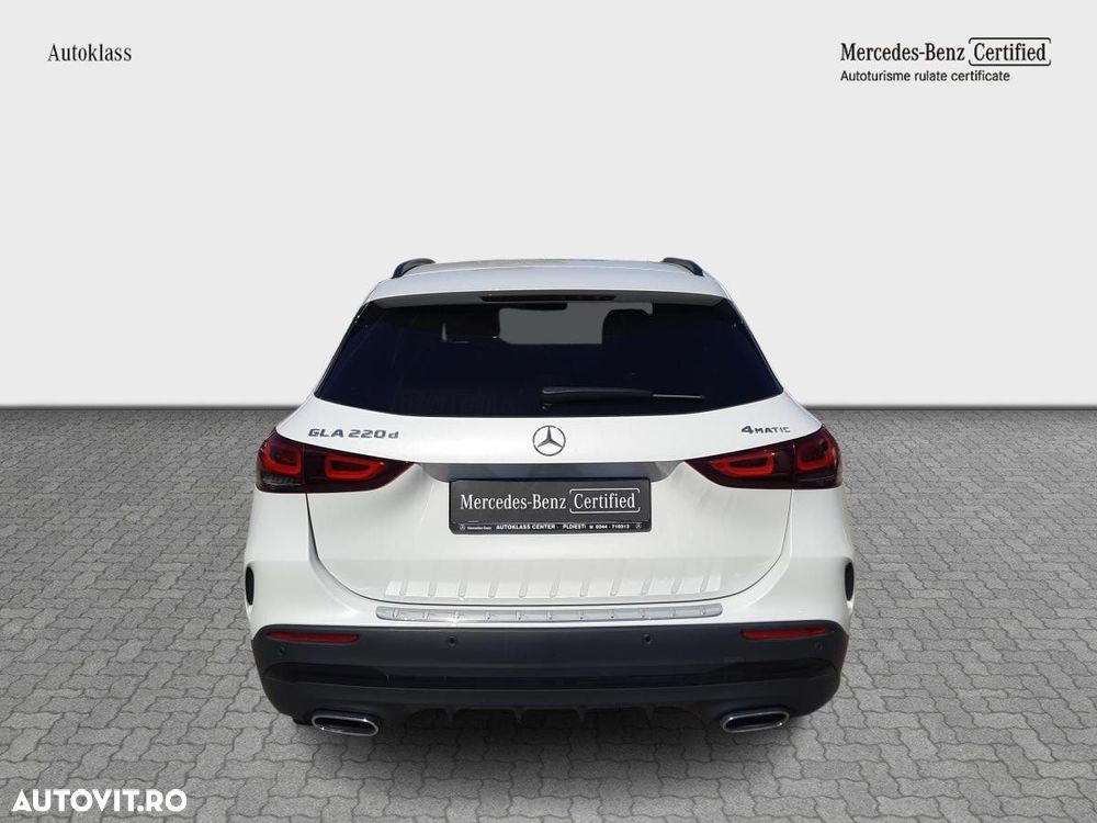 Mercedes-Benz GLA - 5