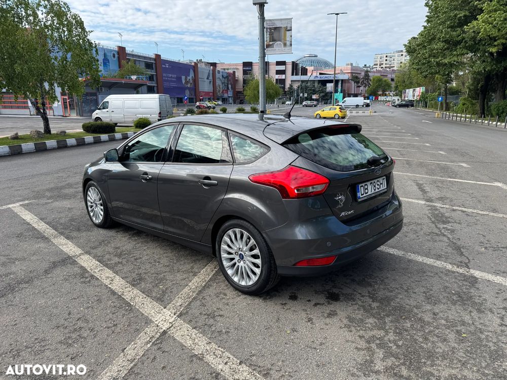 Ford Focus 1.0 EcoBoost Trend - 18