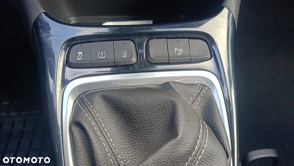 Opel Crossland X - 15