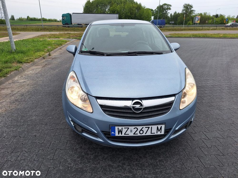 Opel Corsa 1.2 16V Cosmo - 2