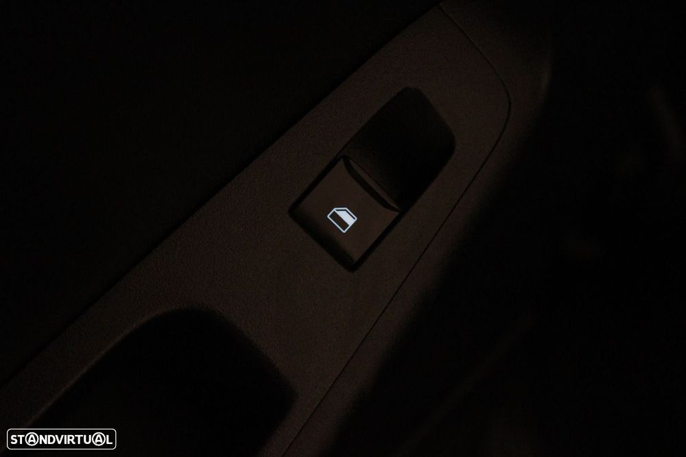 Ford Fiesta 1.0 EcoBoost ST-Line - 29