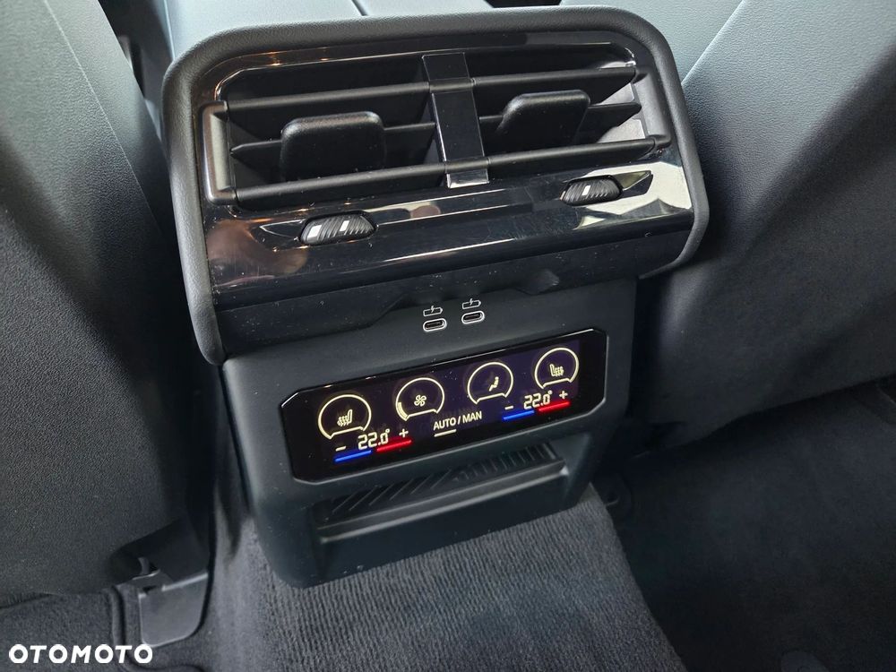 BMW Seria 5 520d xDrive - 34