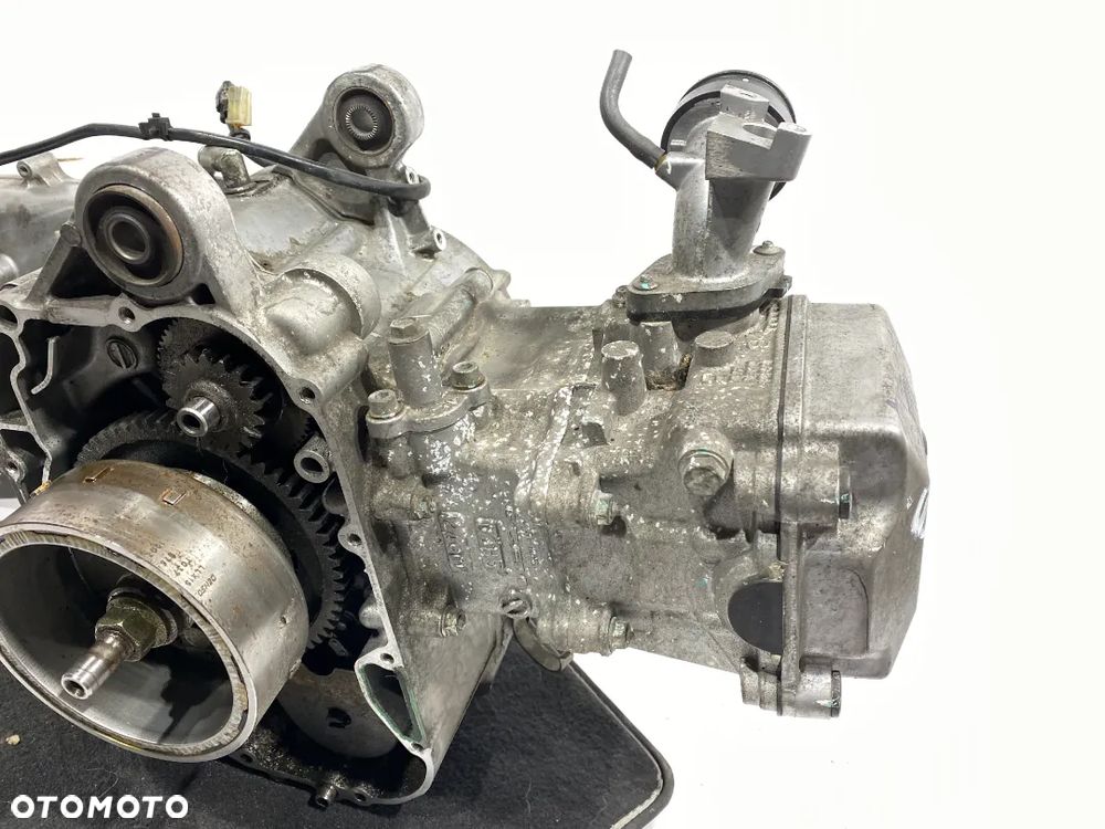 Silnik Suzuki Burgman 125 13-19r. - 8