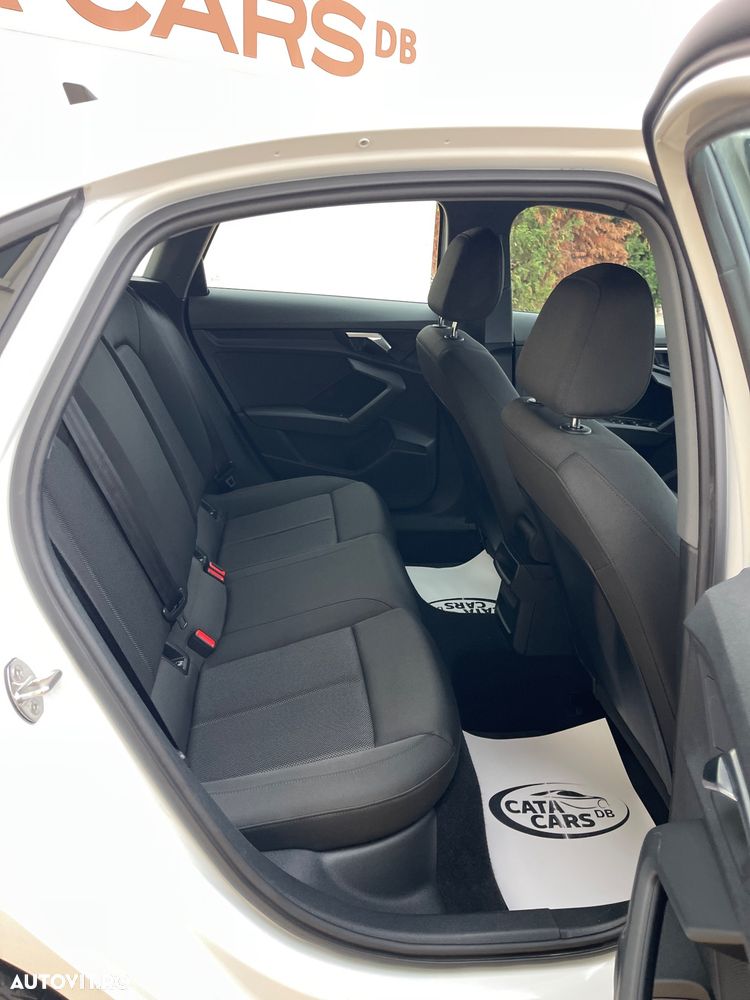 Audi A3 Limuzina 35 TFSI S tronic S line - 27