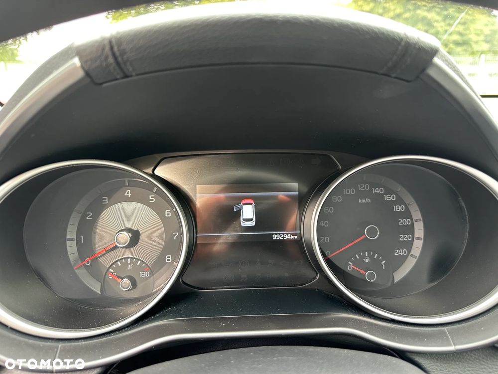 Kia Ceed - 14