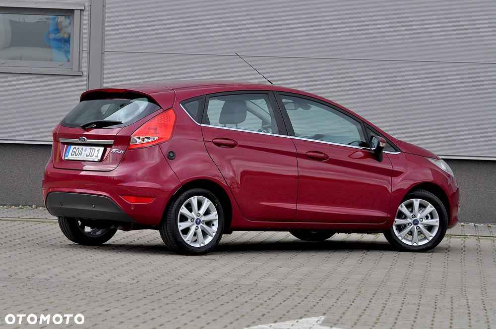 Ford Fiesta 1.6 Ti-VCT Titanium - 23