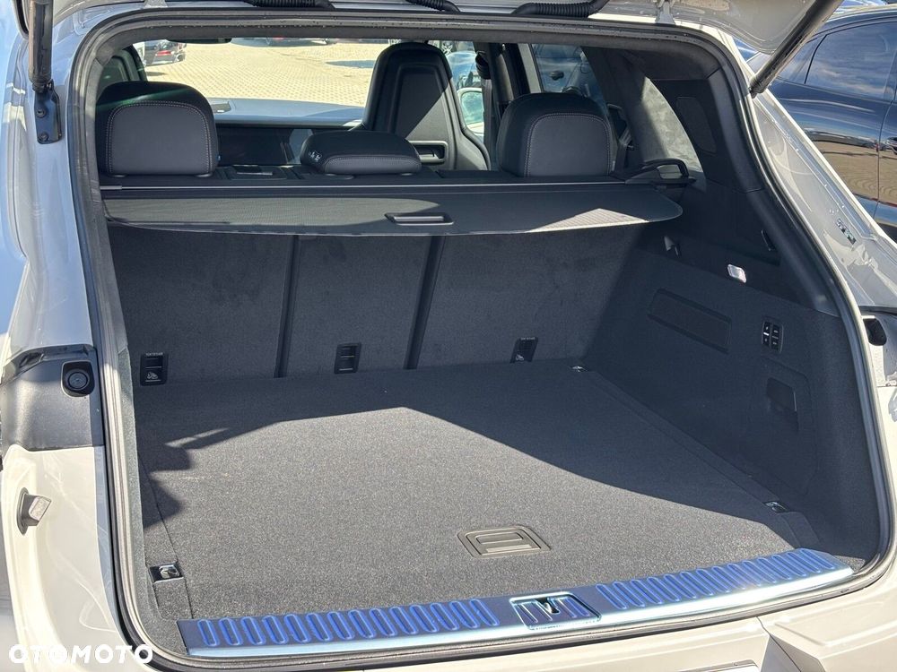 Porsche Cayenne - 13