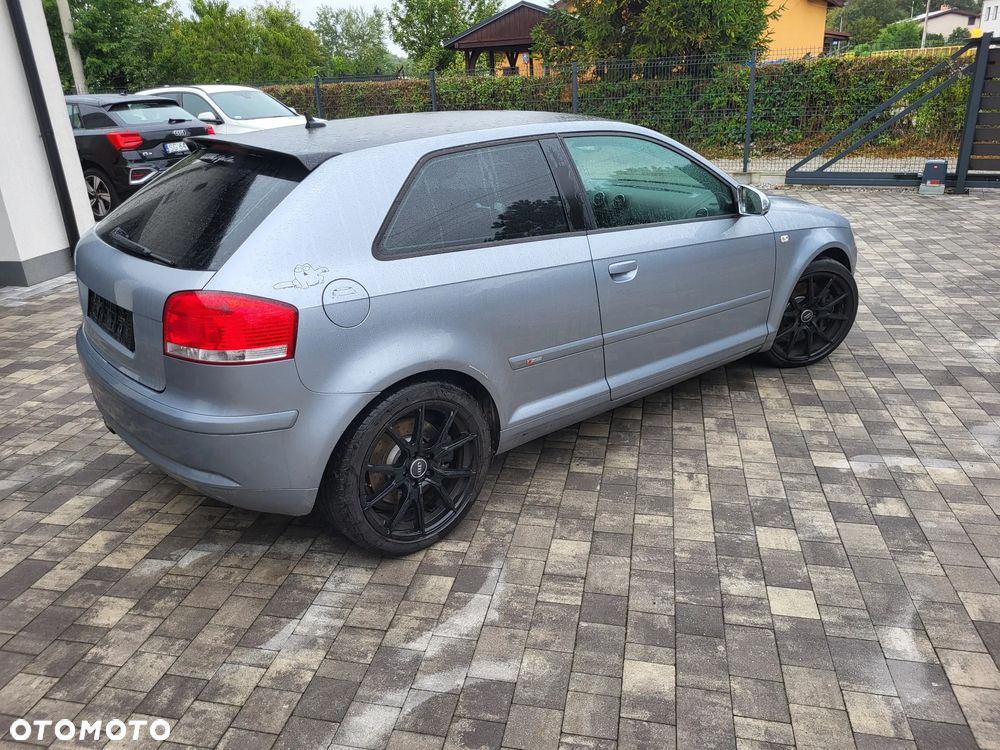 Audi A3 3-drzwiowe 3.2 quattro S Line Sportpaket plus - 4