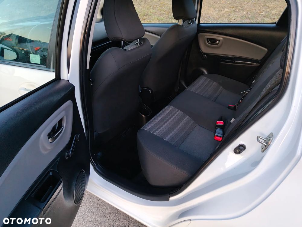 Toyota Yaris 1.33 Active EU6 - 18