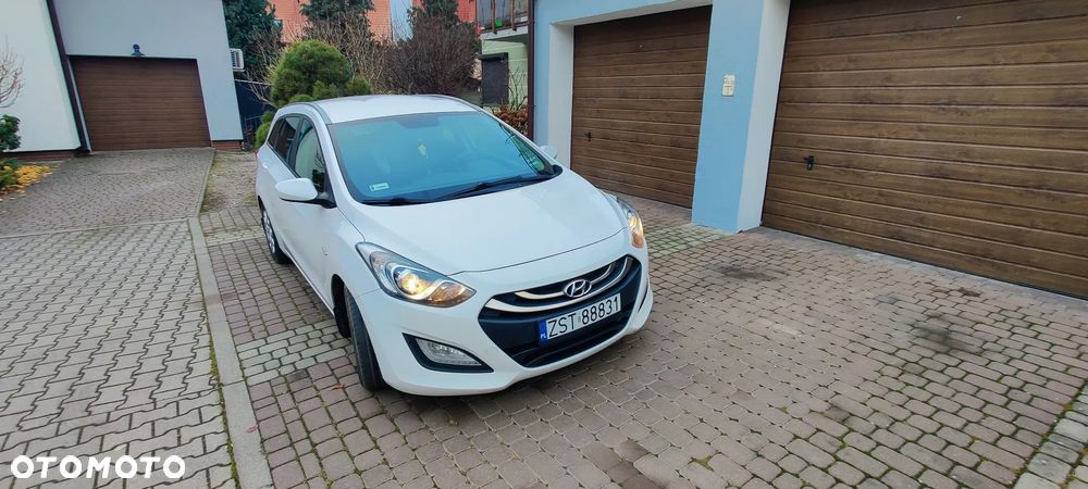 Hyundai i30 1.6 CRDi Classic + - 2