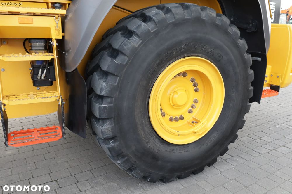 Volvo L120H - 26