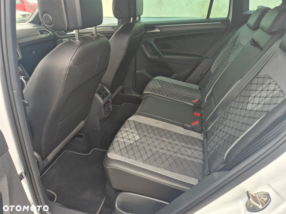 Volkswagen Tiguan 2.0 TDI SCR DSG R-Line - 11