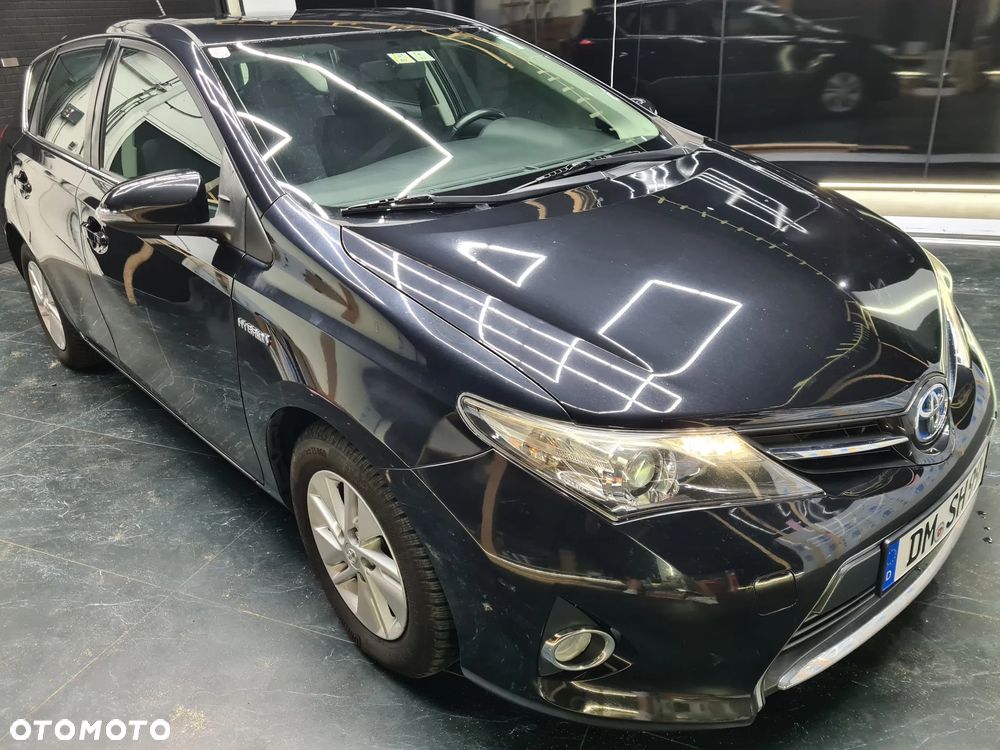 Toyota Auris 1.8 HSD Prestige NAVI - 10