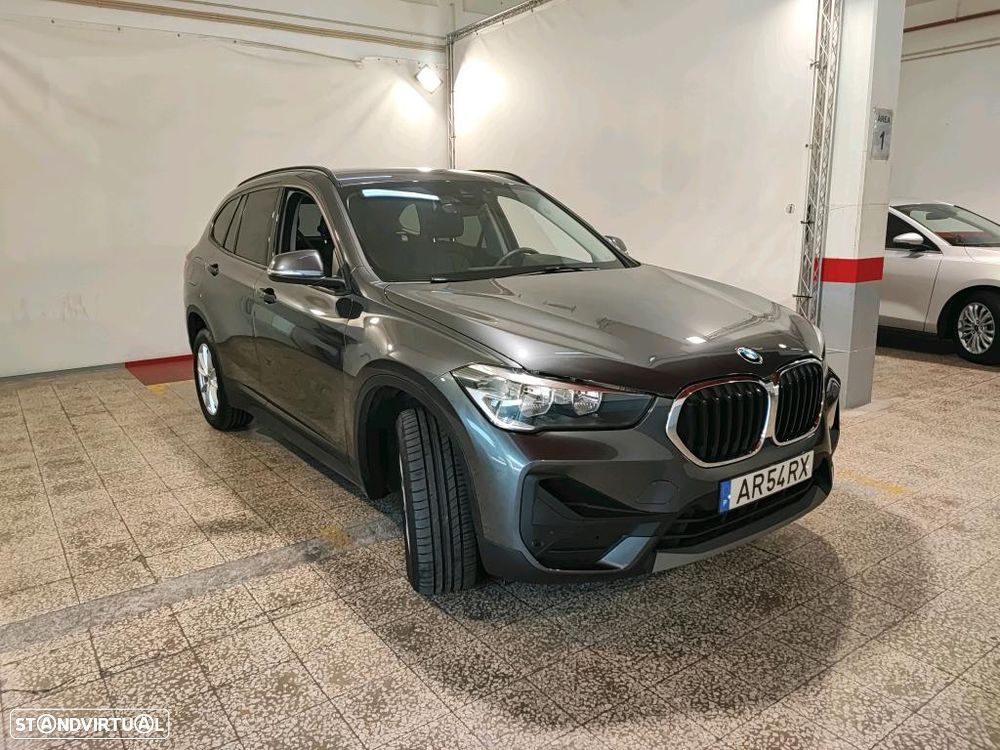 BMW X1 16 d sDrive Pack Essence Auto - 4