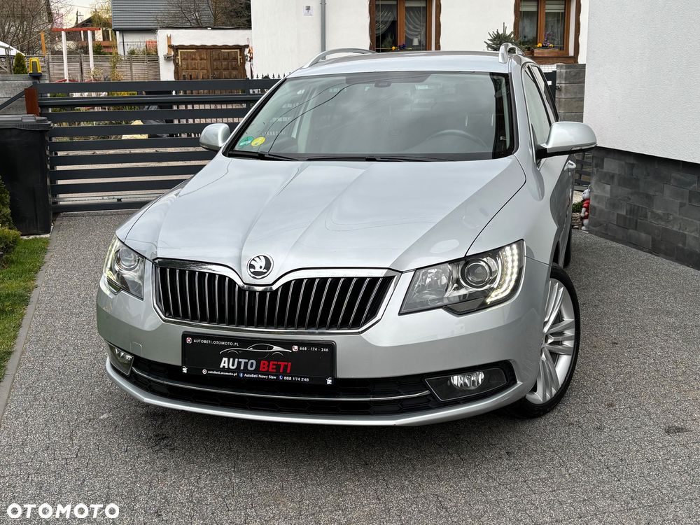 Skoda Superb 2.0 TDI Green tec DSG Elegance - 13