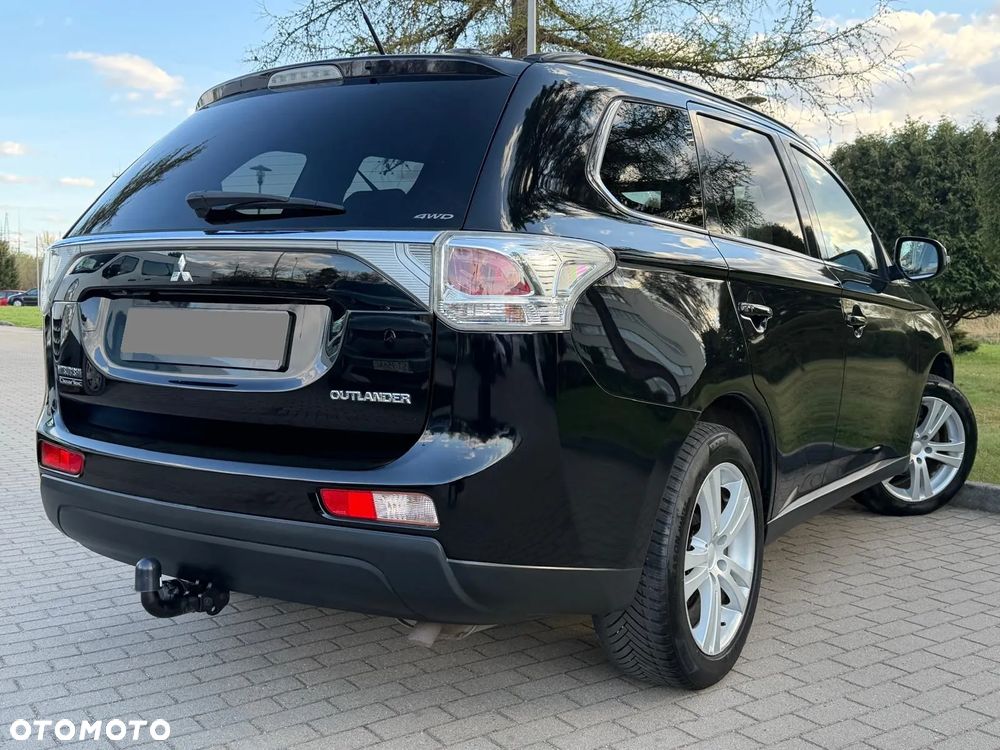 Mitsubishi Outlander 2.2 DI-D 4WD Top - 33