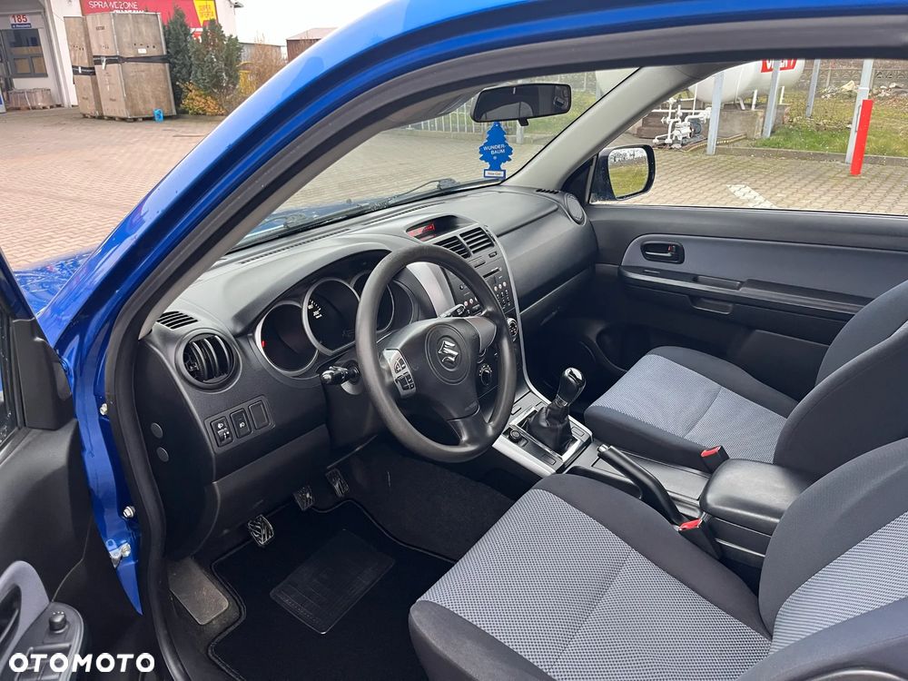 Suzuki Grand Vitara 1.9 DDiS - 9