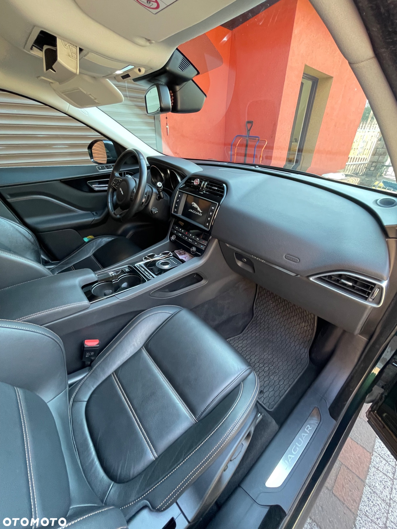 Jaguar F-Pace 2.0 i4D AWD R-Sport - 20