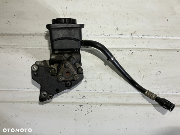POMPA WSPOMAGANIA BMW 3.0D 2.5D M57 E60 E90 E70 X5 X3 7693974