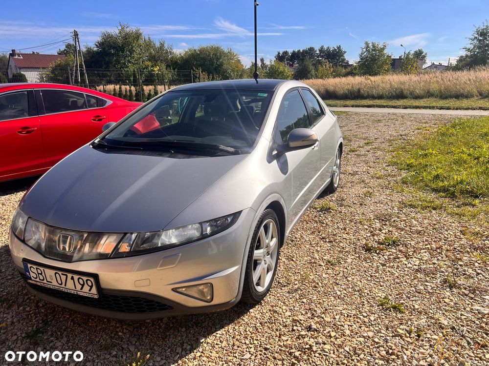 Honda Civic 2.2i-CTDi Executive - 1