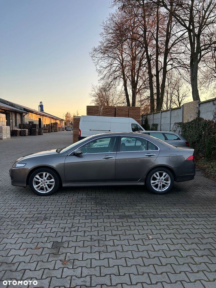 Honda Accord - 3