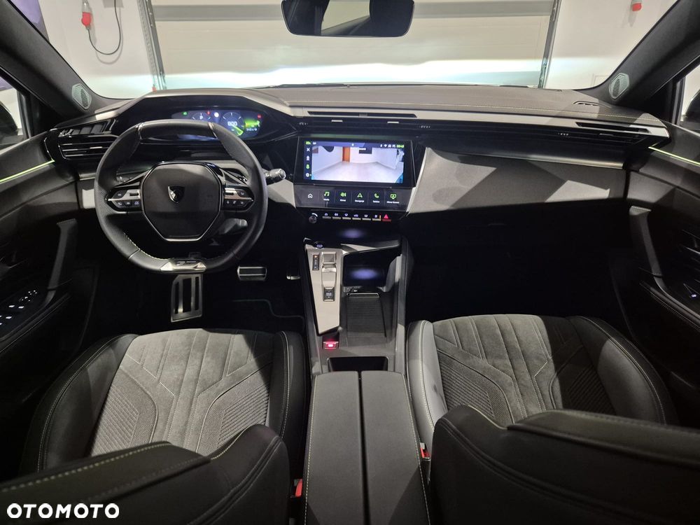Peugeot 308 1.2 PureTech GT S&S EAT8 - 5