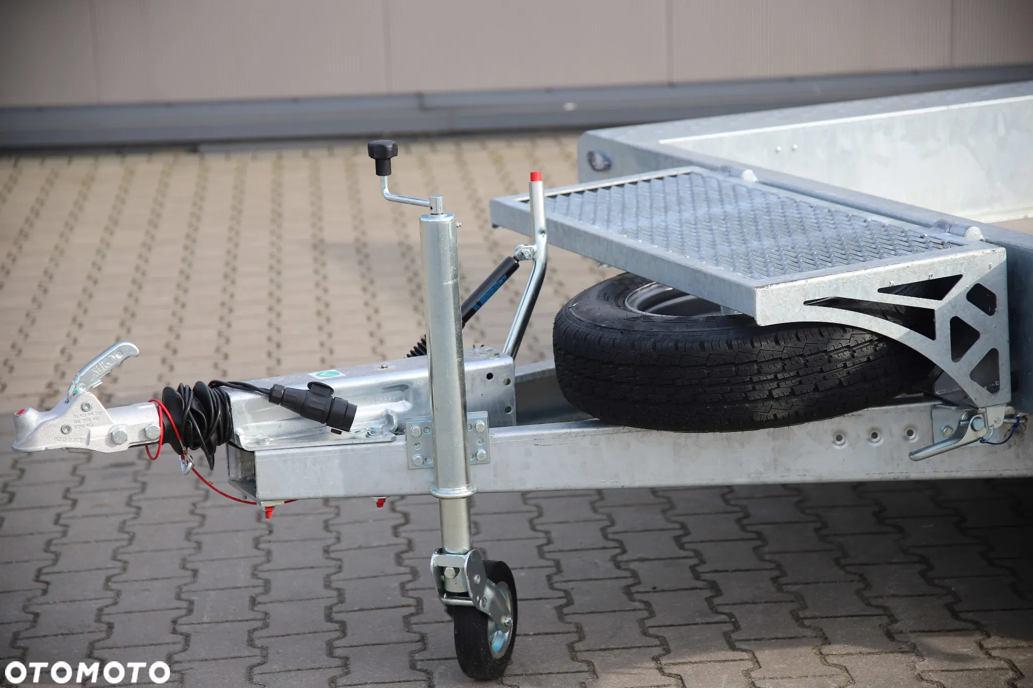 Niewiadów Przyczepa pod minikoparkę/sprzęt budowlany 400x180x25cm TRAP WJAZDOWY 3 OSIE DMC 3500kg BARDZO MOCNA!!! - 2
