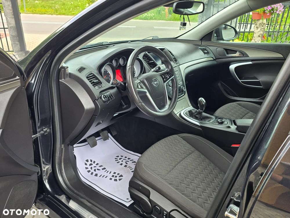 Opel Insignia 1.4 T Cosmo S&S - 26