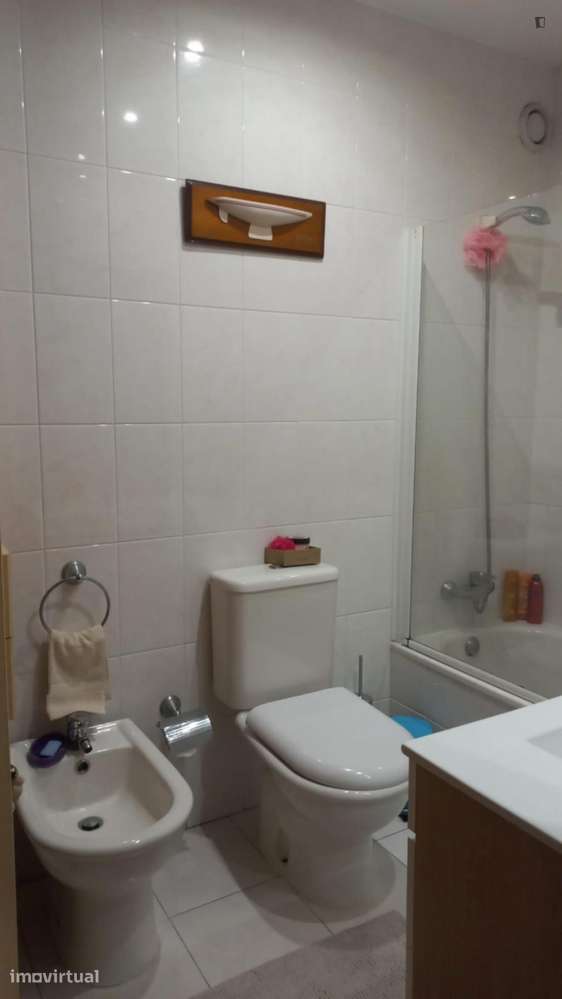 Quarto - localizado em Senhora da Hora Porto - Grande imagem: 4/17