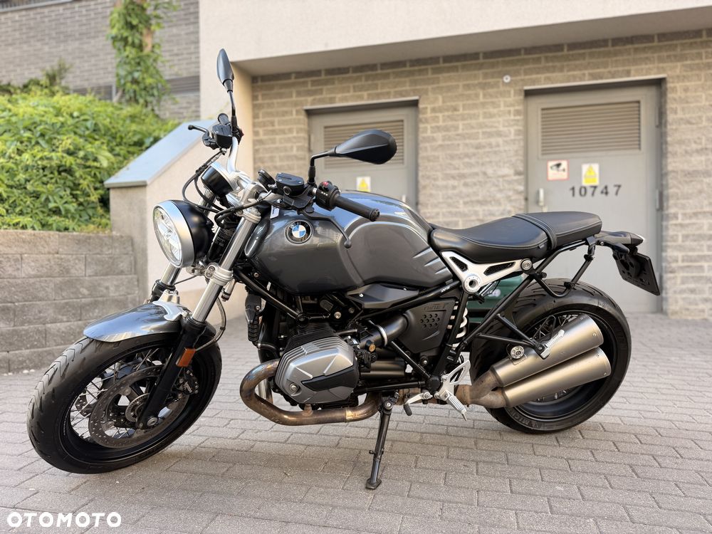 BMW R - 17