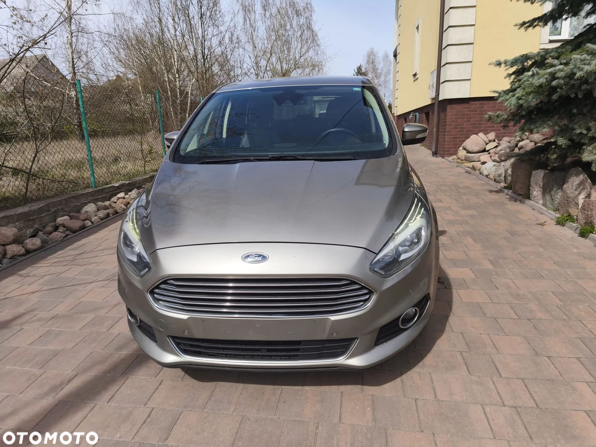 Ford S-Max - 1