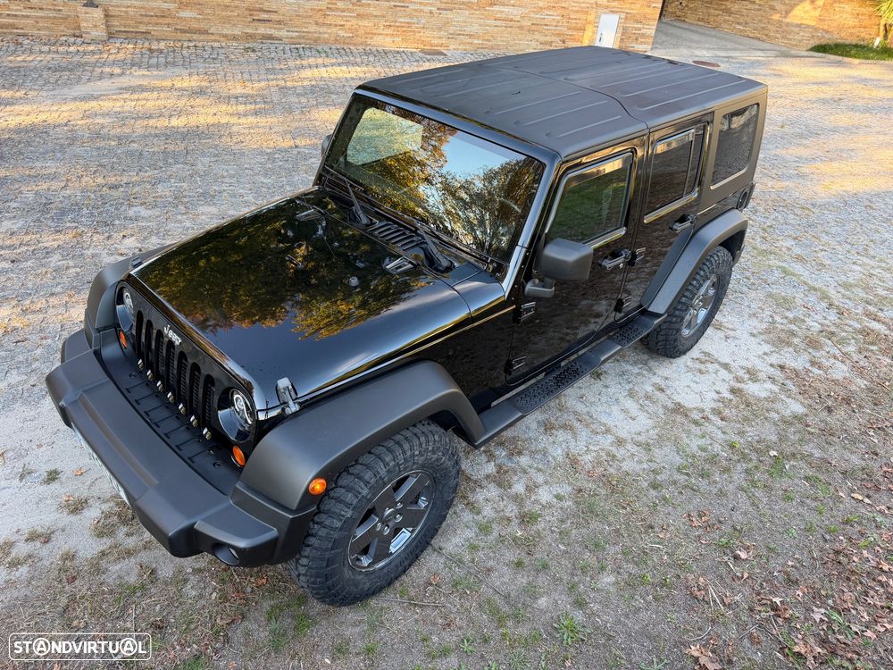 Jeep Wrangler Unlimited - 12