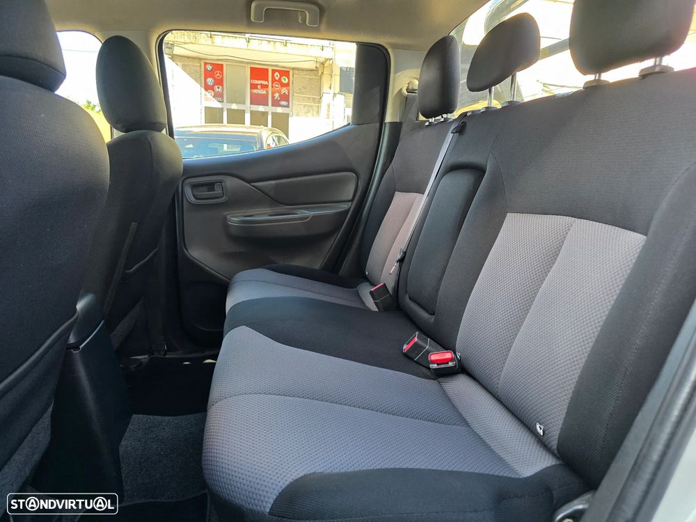 Mitsubishi L200 2.4 DI-D CD Invite 2WD - 22