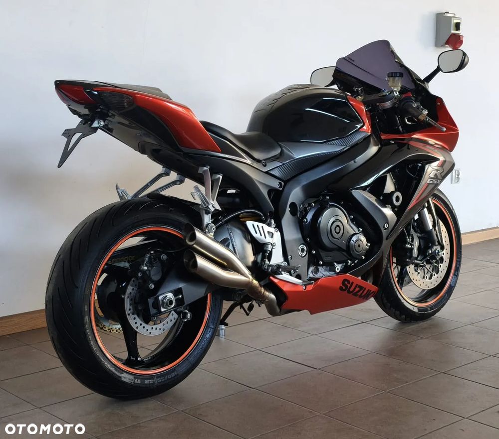 Suzuki GSX-R - 7