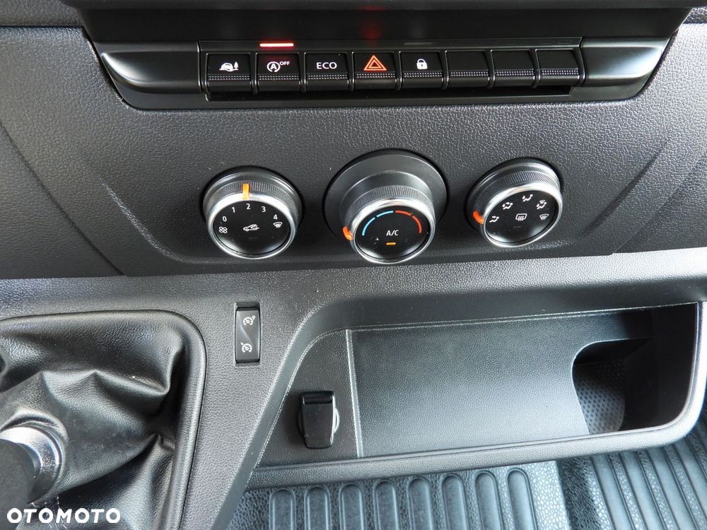 Renault MASTER KONTENER WINDA 8 PALET TEMPOMAT LEDY BLIŹNIACZE KOŁA KLIMATYZACJA  165KM - 38