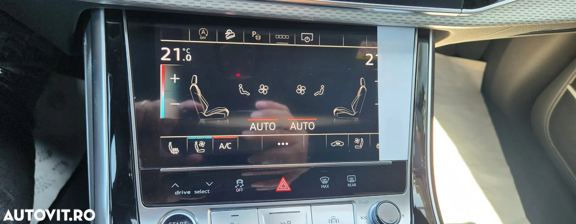 Audi Q7 55 TFSI quattro Tiptronic MHEV S Line - 25