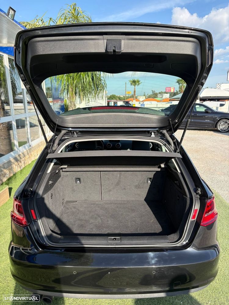 Audi A3 Sportback 1.4 TFSI Ambiente - 23