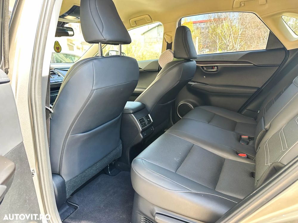 Lexus Seria NX 300h E-FOUR Executive-Line - 16