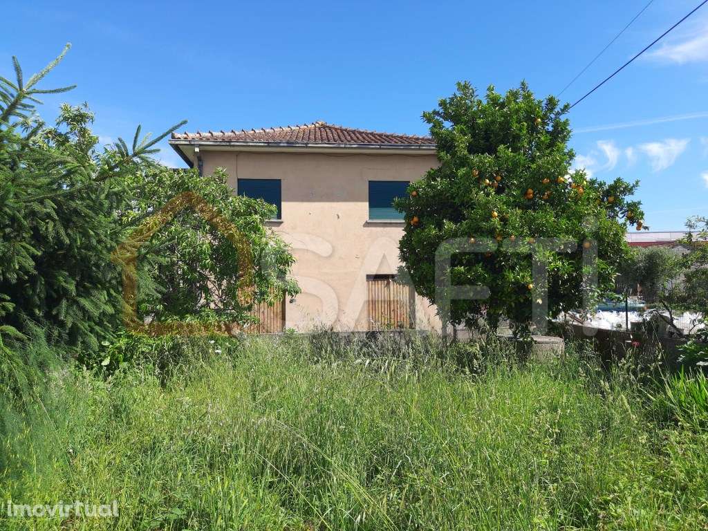 Moradia T3 em excelente localização e excelente investimento - Grande imagem: 2/15