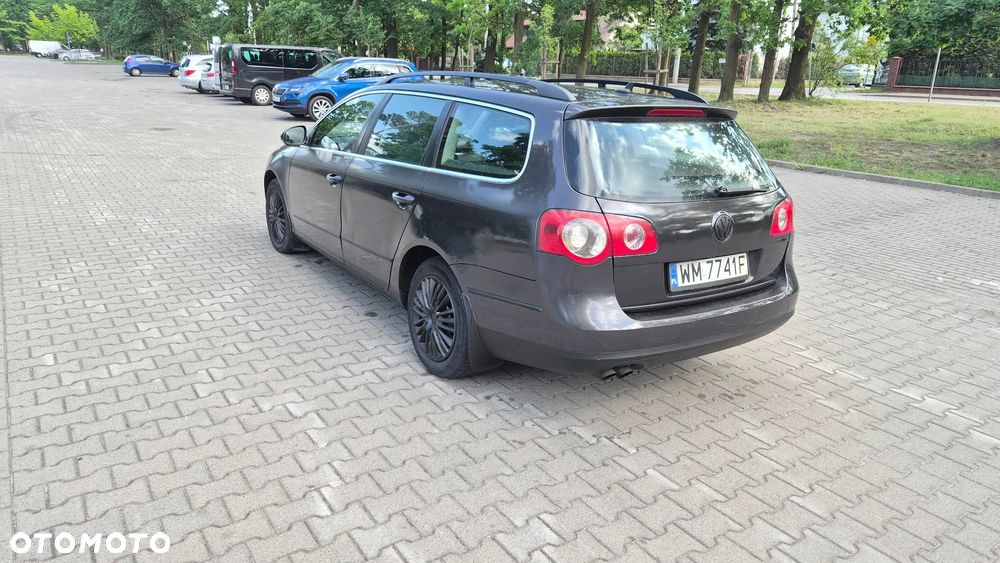 Volkswagen Passat 2.0 TDI Comfortline - 3