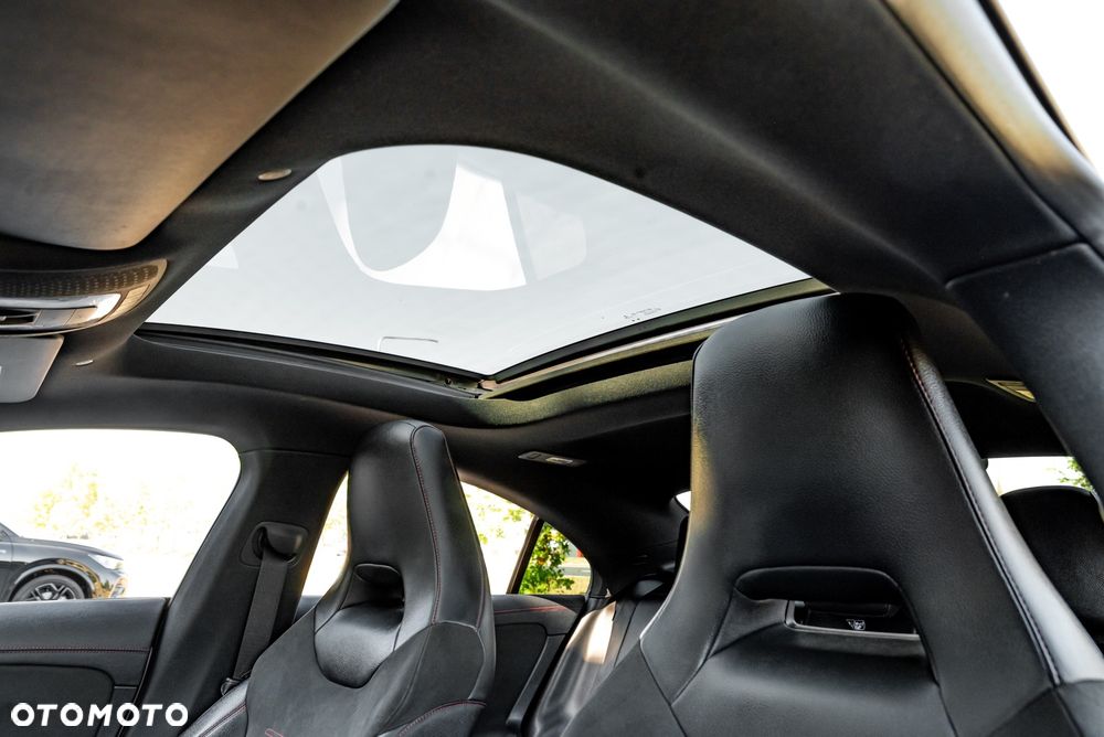 Mercedes-Benz CLA 250 4Matic 8G-DCT Edition AMG Line - 39