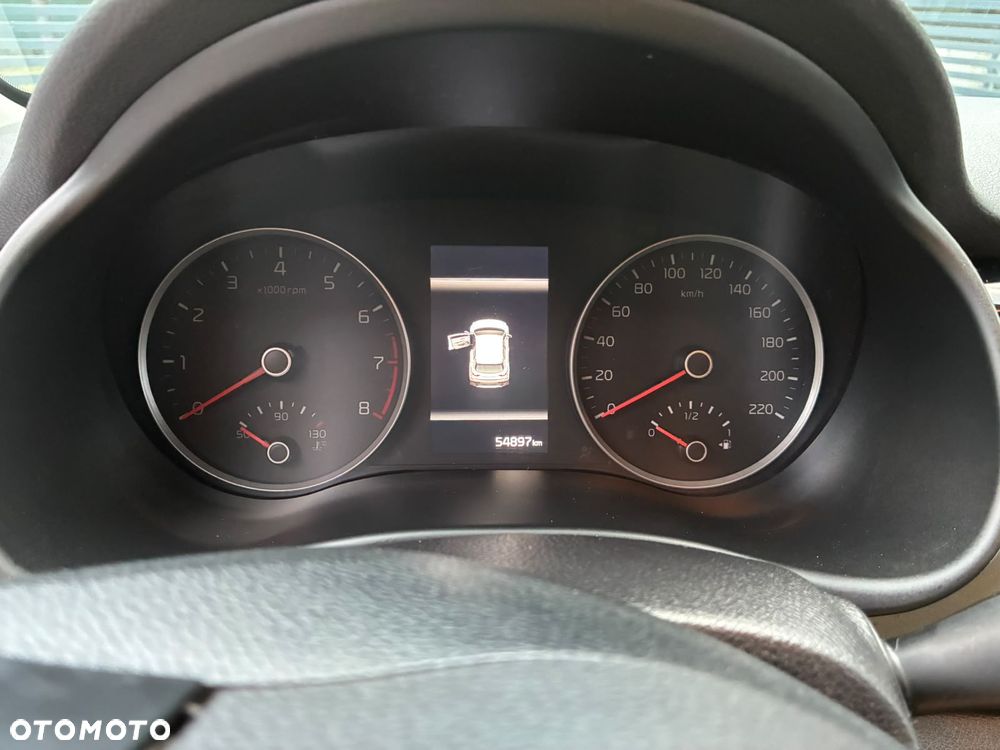 Kia Stonic 1.2 L - 9