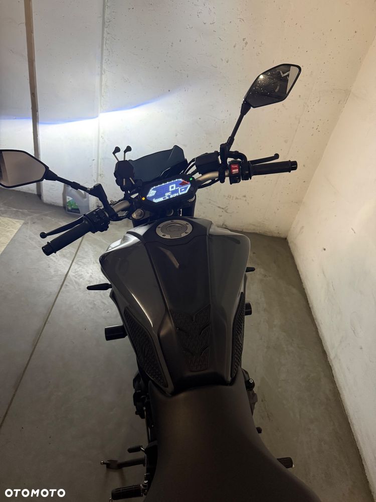 Yamaha MT - 2
