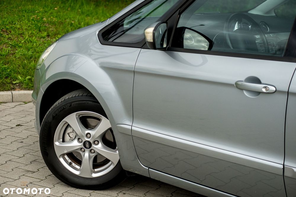 Ford Galaxy 2.0 FF Ghia - 7