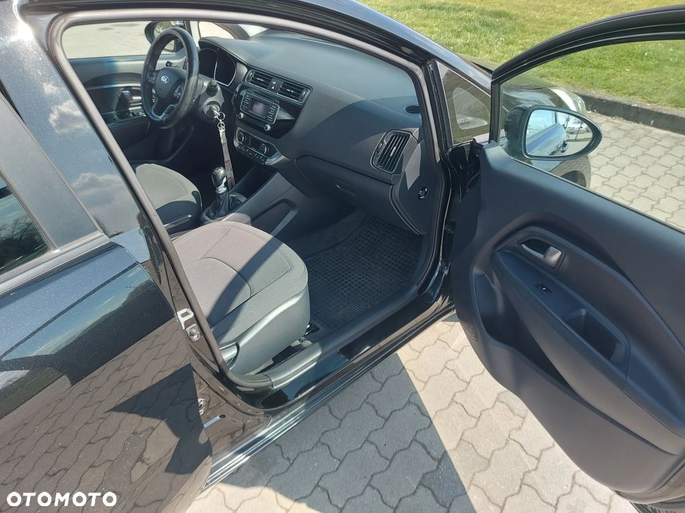 Kia Rio 1.4 L Business Line - 6